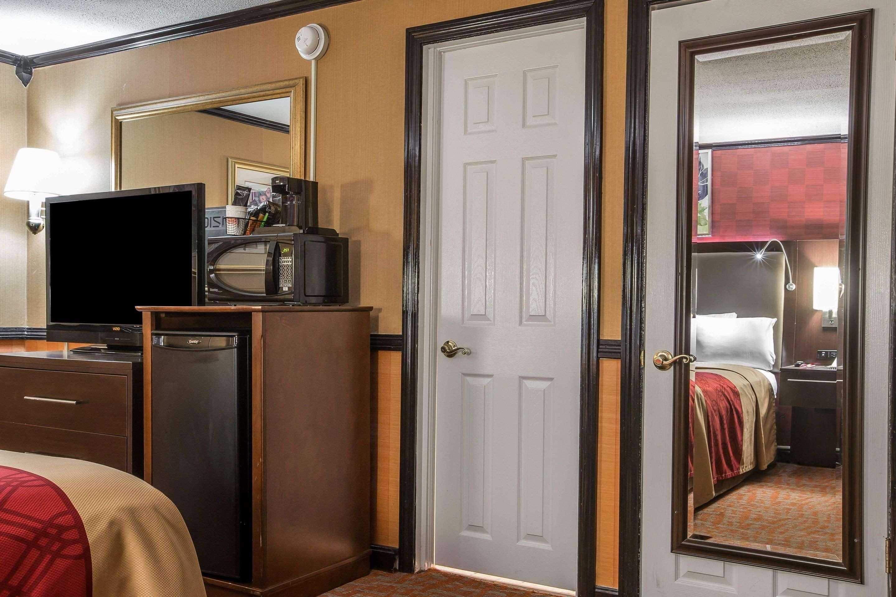 Econo Lodge Montpelier I-89 Экстерьер фото
